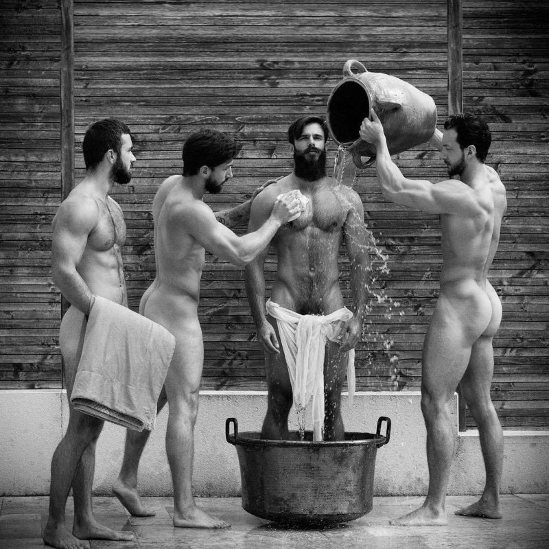 Men's bathhouse naked guys