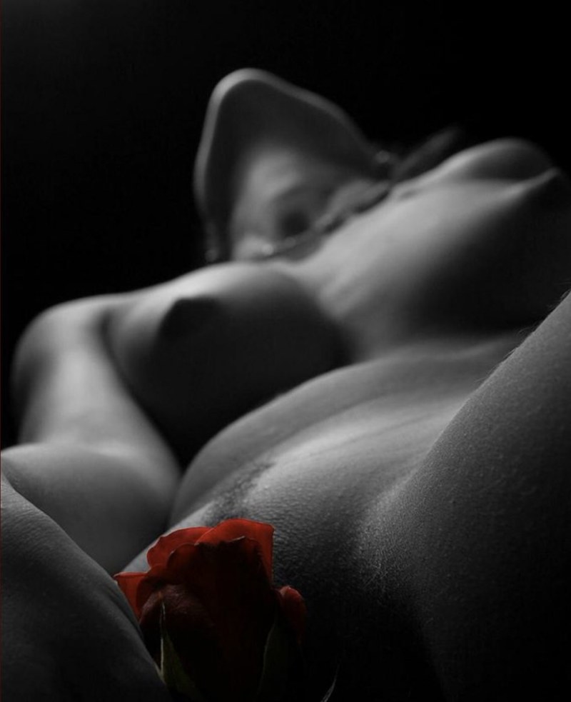 Beautiful erotic women