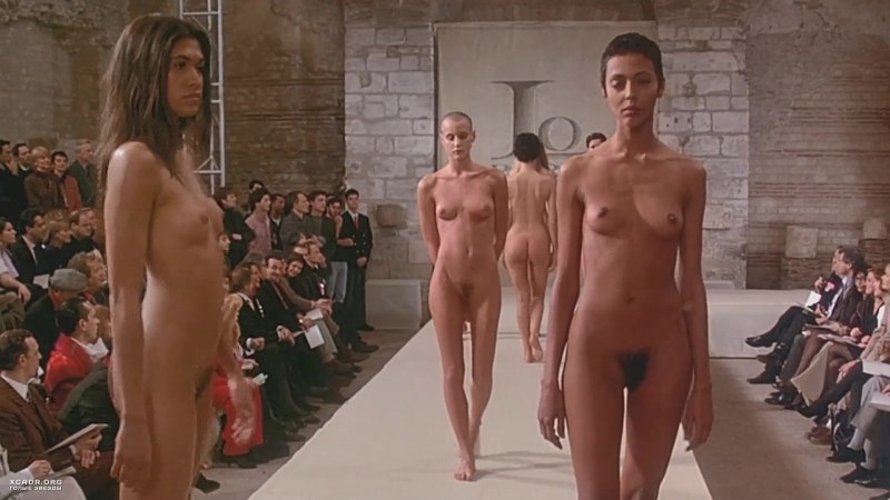 Miranda Kerr Naked Podium