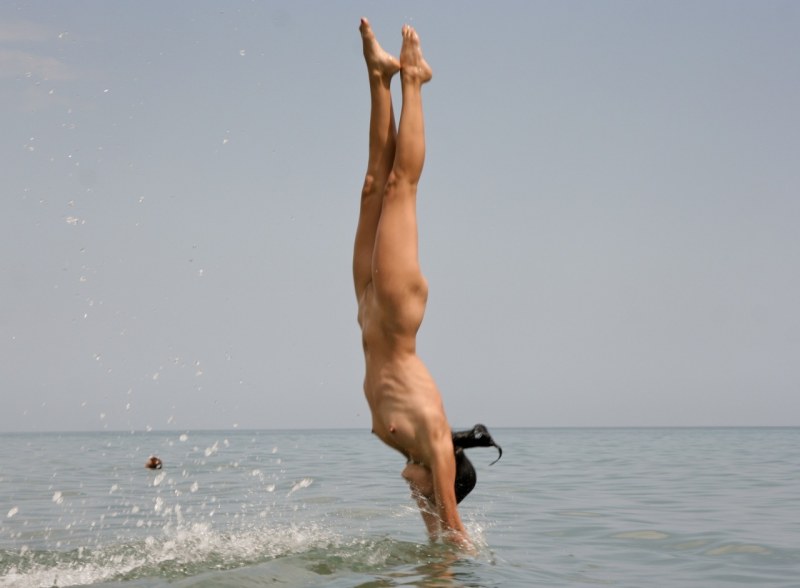 Naked big boobs jump