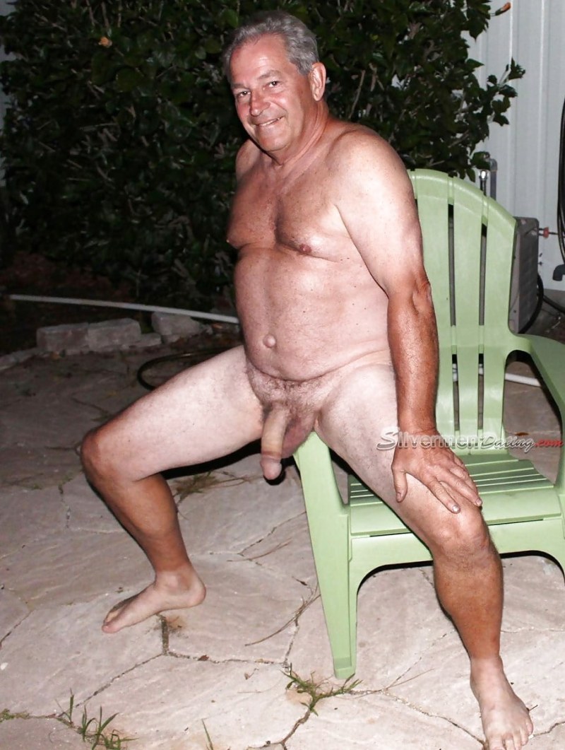 Mature nudists with men