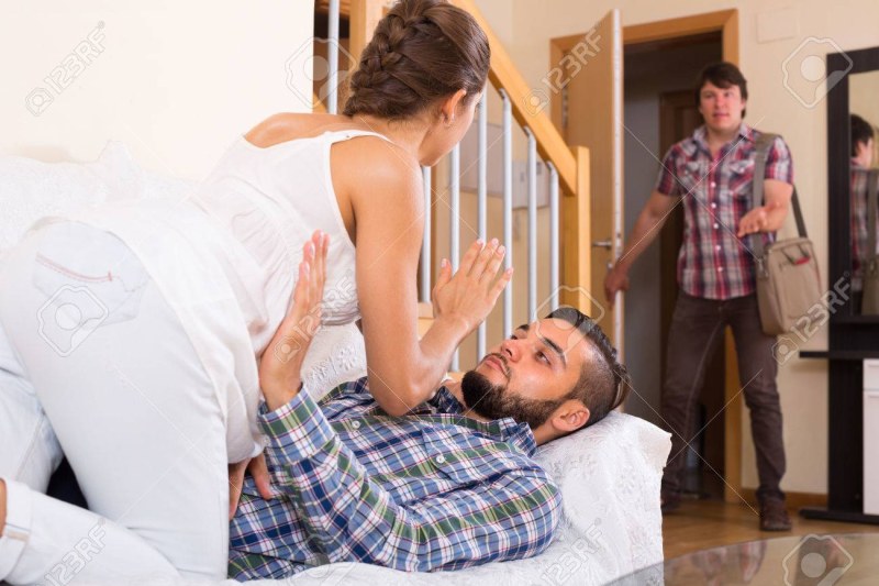 A chic wife is cheating