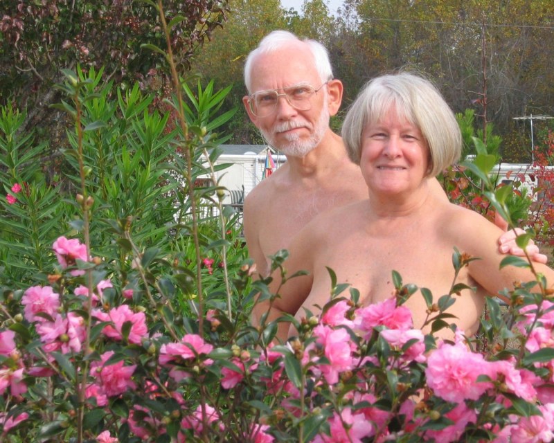 Naked butt of mothers in the bathroom