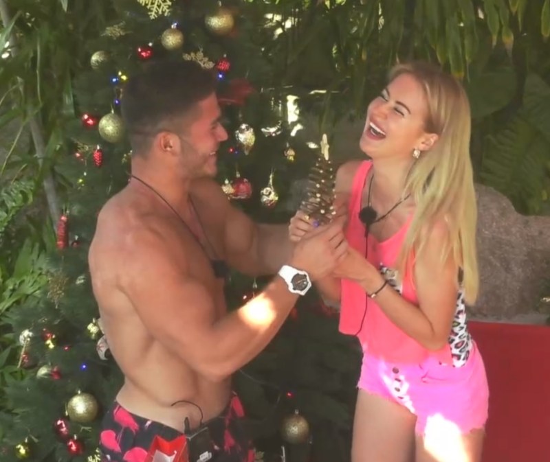 Marina Afrikantova in linen