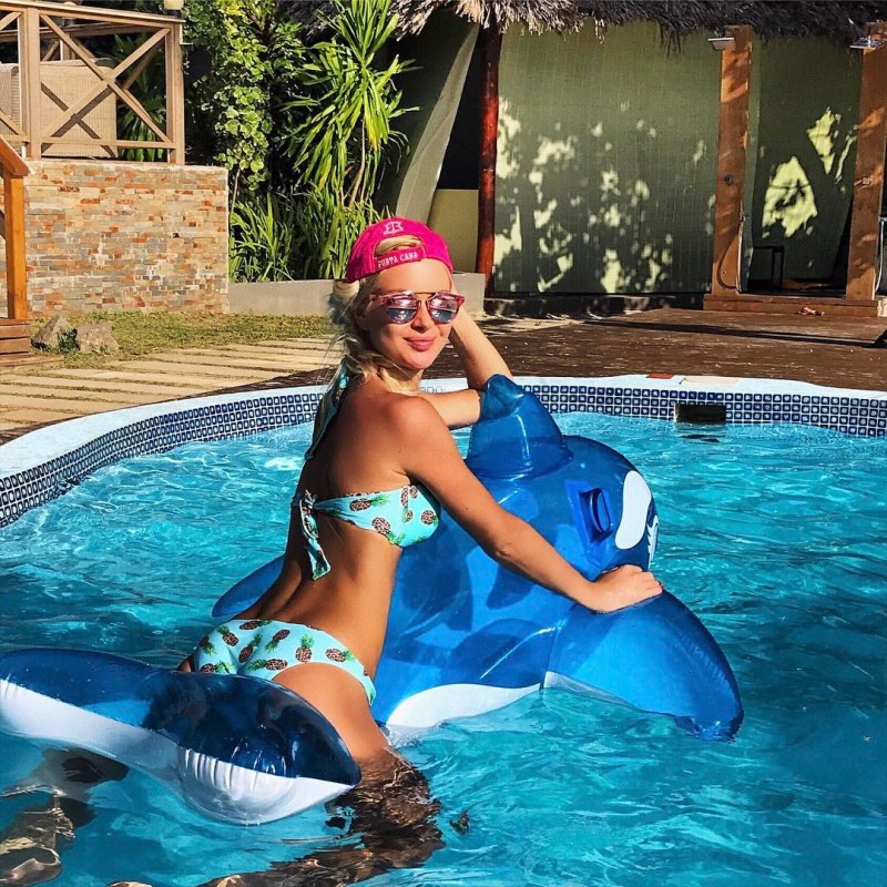 Marina Afrikantova in a swimsuit