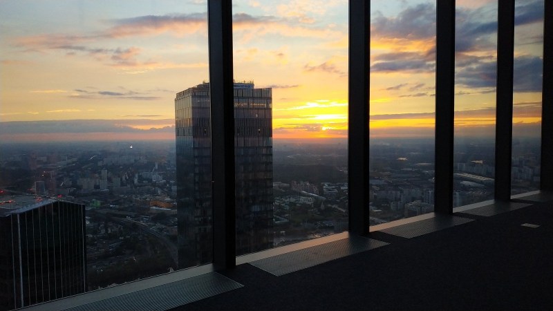 Sky River Panoramic windows