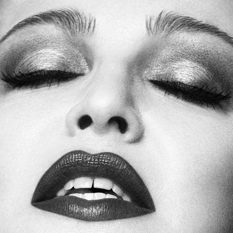 Madonna Mdna Skin