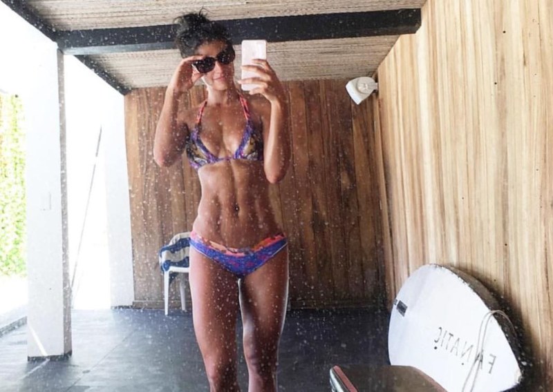 Barbara de Regil figure