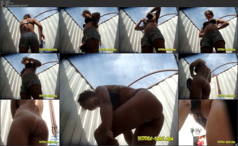 Naked women in fitting rooms