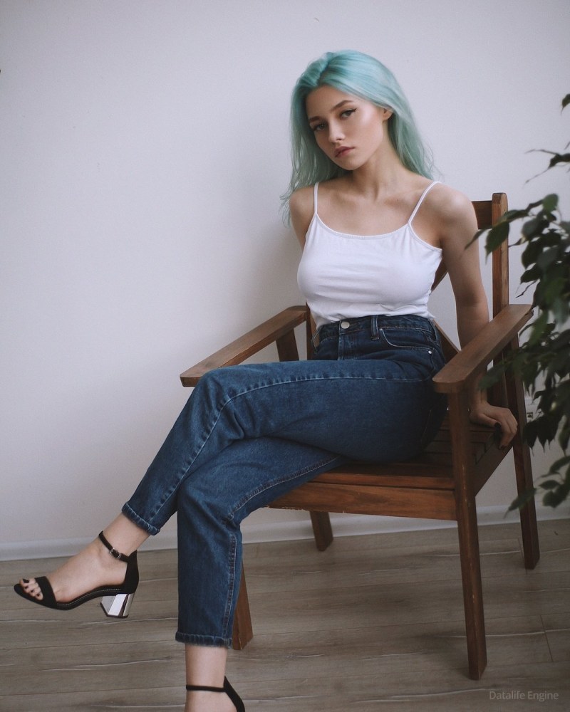 Sasha Unisex photo in a swimsuit