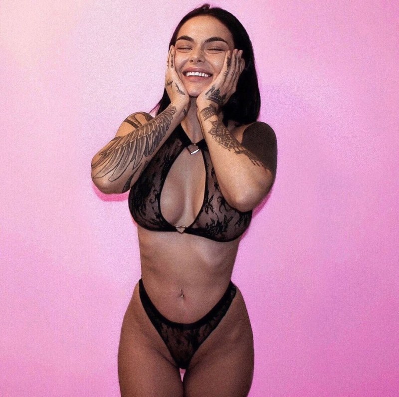 Valeria bearfolf hot