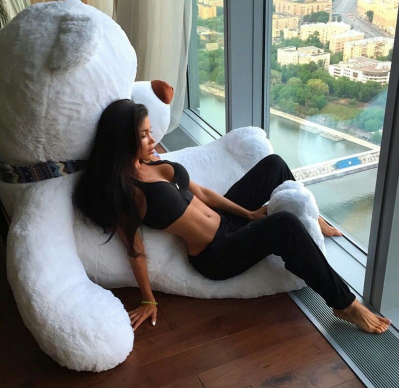 Anna Dyuzhina George Chernyadiev