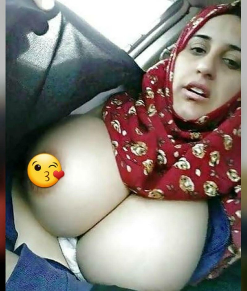 Turbanli big tits naked