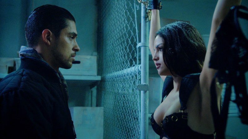 Numi Rapas bed scenes