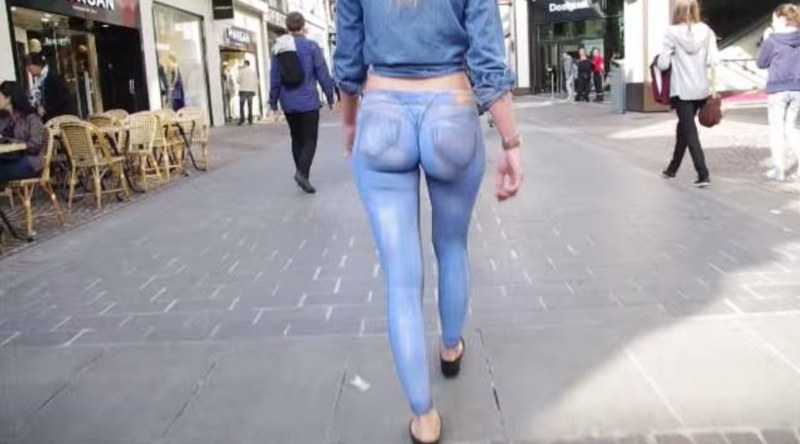 What to draw on jeans