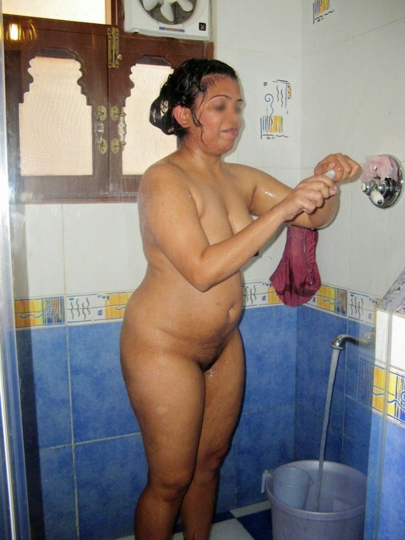 Japan School Grandfather in the bathroom XXX