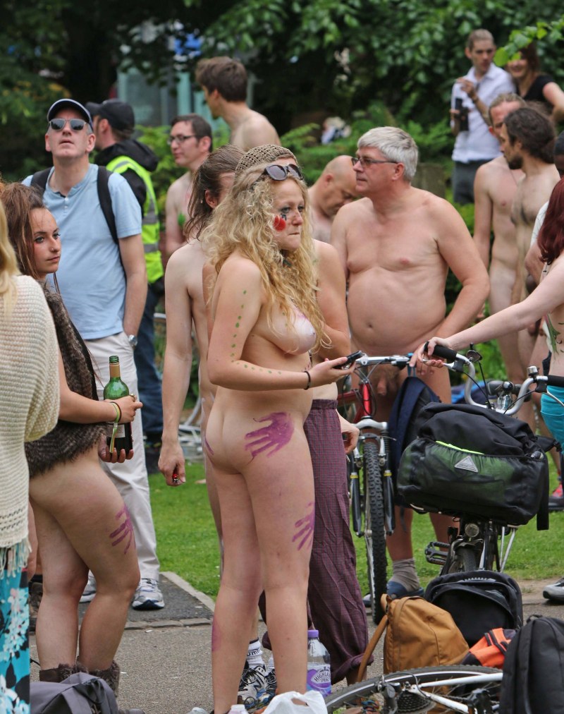 Naked festival in Nebrak