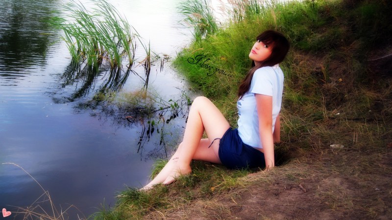 Anna Lazareva leading naked