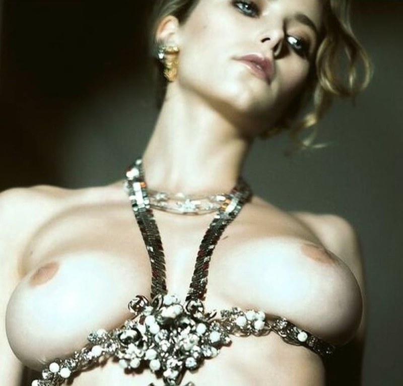 Ksenia Lazareva model naked