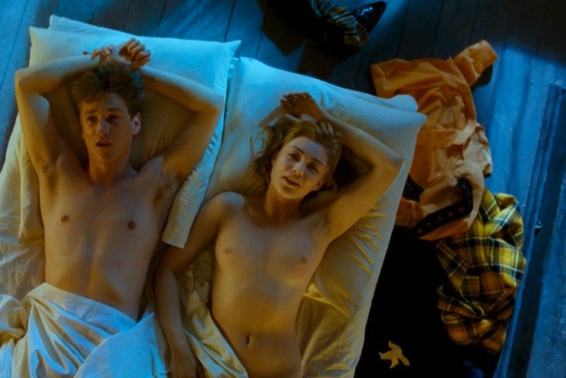 Oksana Akinshina Naked in the movie Super Bobrovs