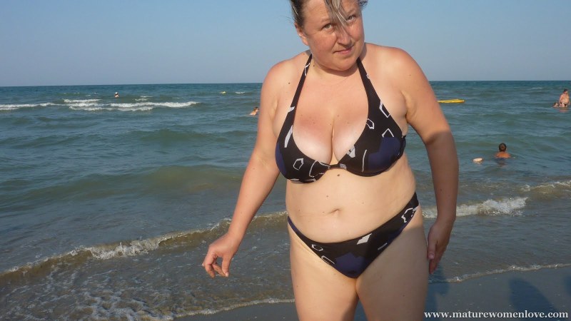 BBW Mature in Swimsuit translucent underpants