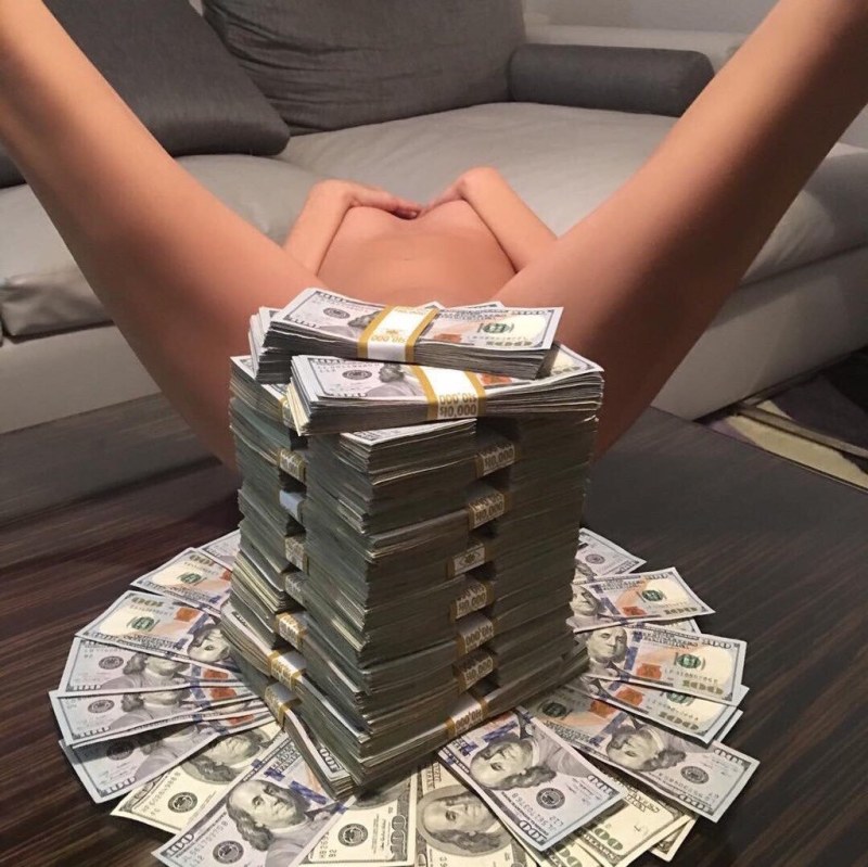 Girl with a bunch of money
