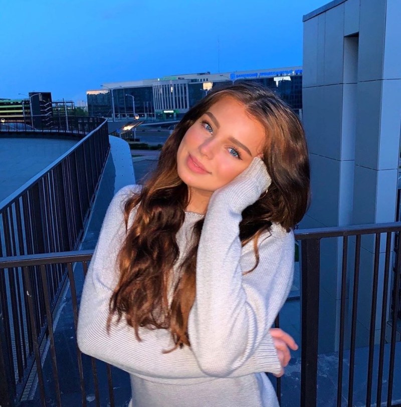 Veronica Zolotova hot photos