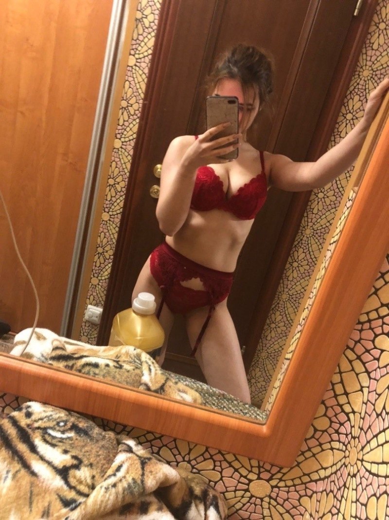 Girls intimate services