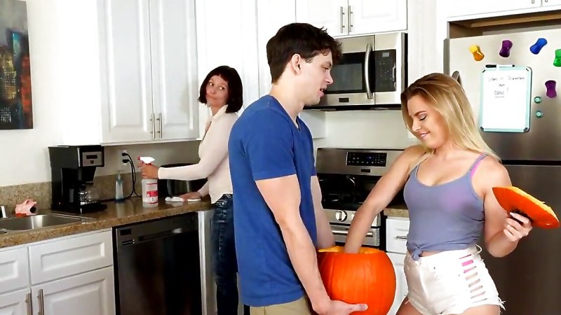 Stepmom in the kitchen