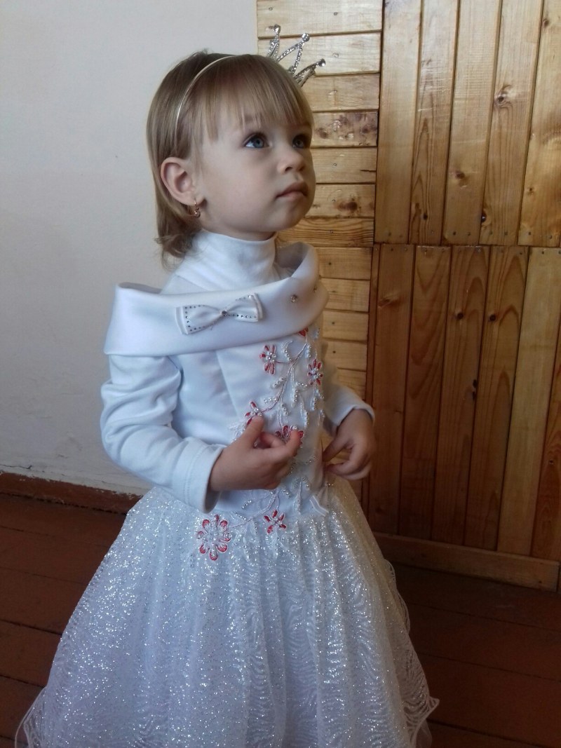 A cup of coffee at home and a cup of coffee on the seashore