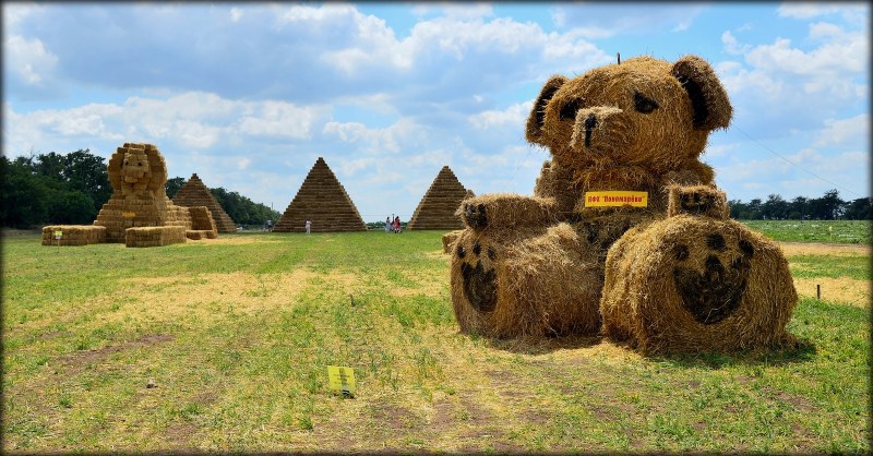 Stavropol Territory of Bakhch Ponomarev figures