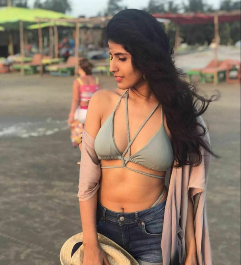Pooja Sharma Navel