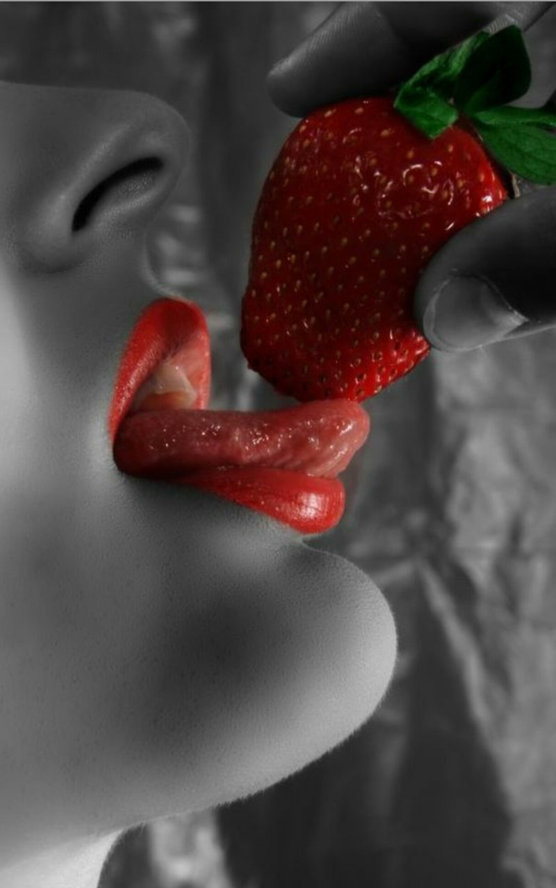 Lips with strawberries