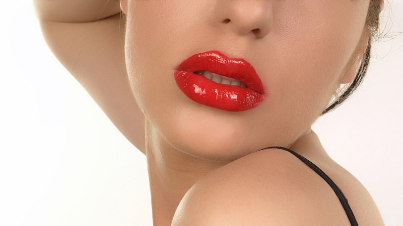 Girl's lips