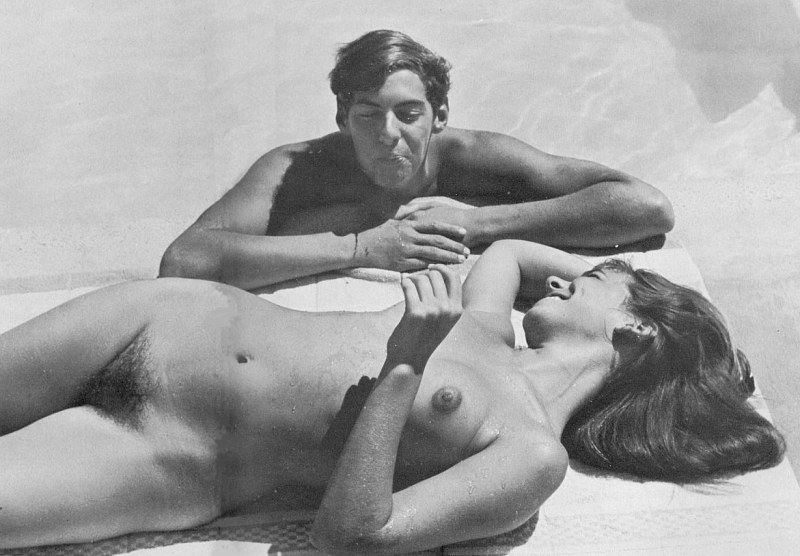 Debauchery in the nature of retro