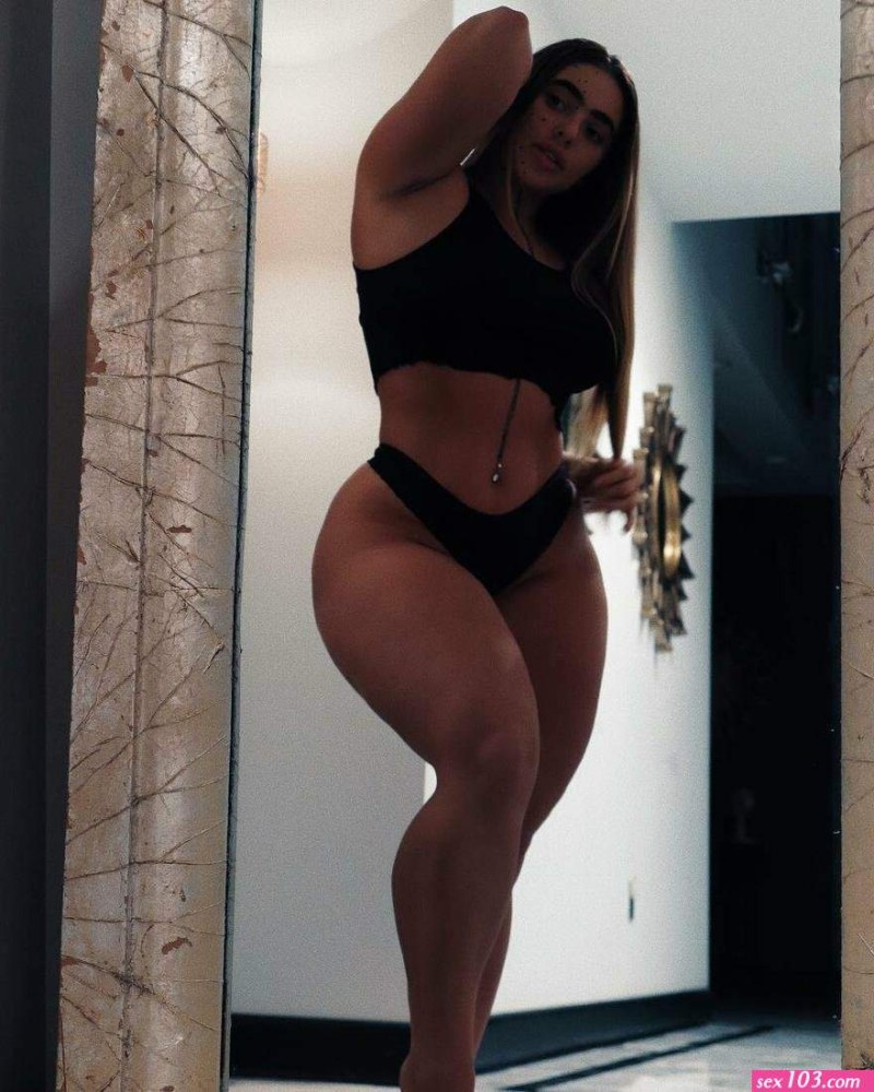 Holly Halston XXX Anal