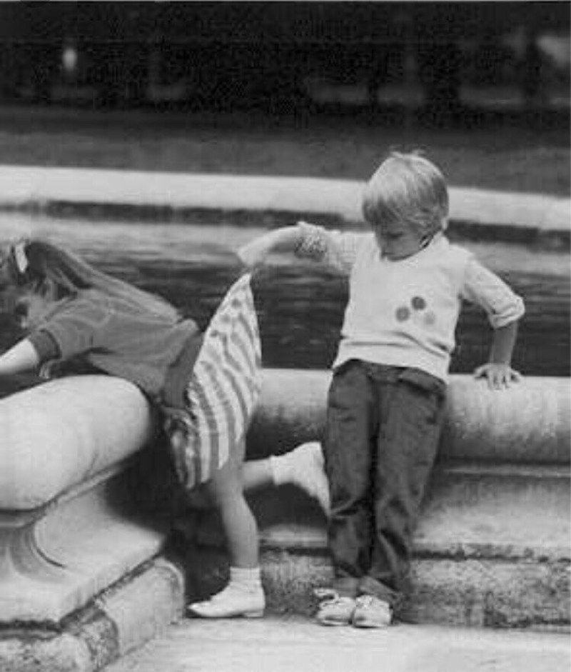 Twins with blue eyes large