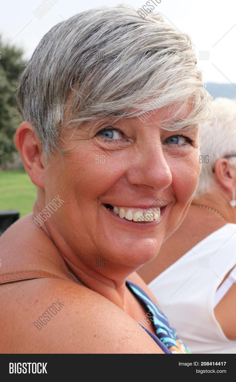 Old face of a woman nude