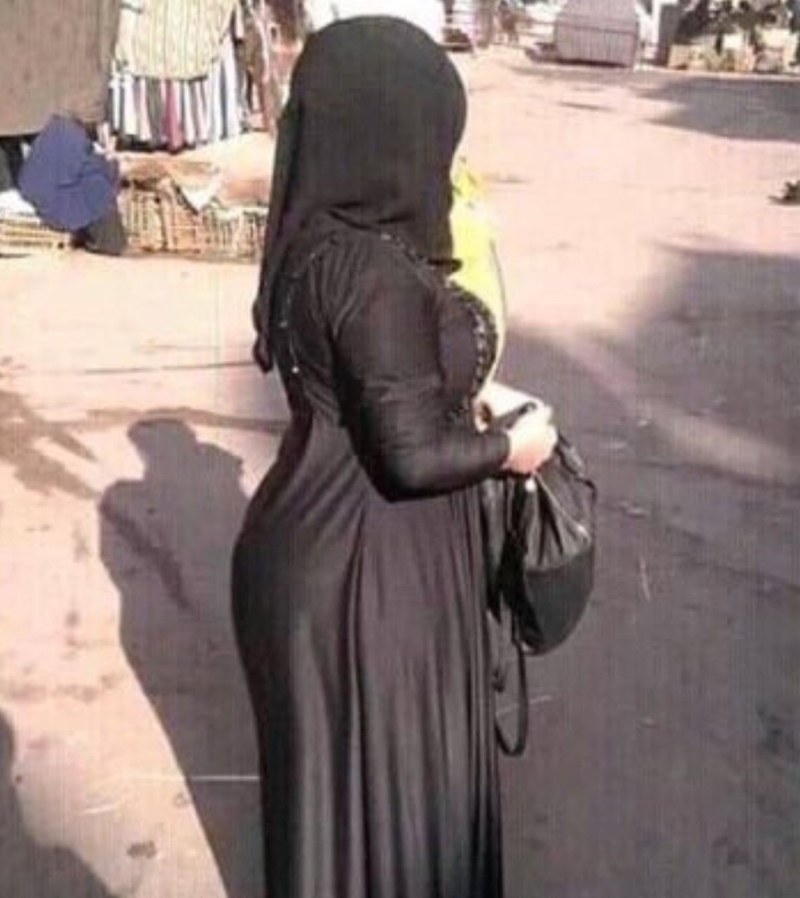 Muslim with a big booty