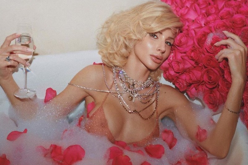 Svetlana Loboda 18 +