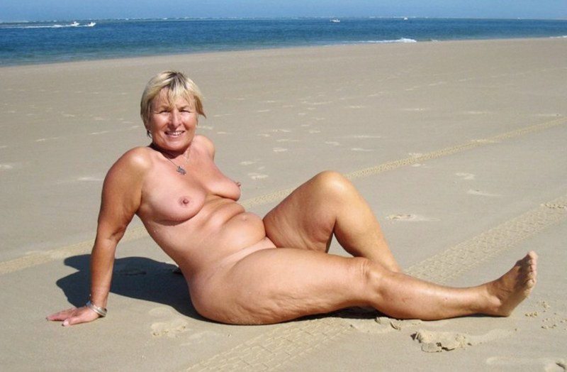 Private porn on the beach