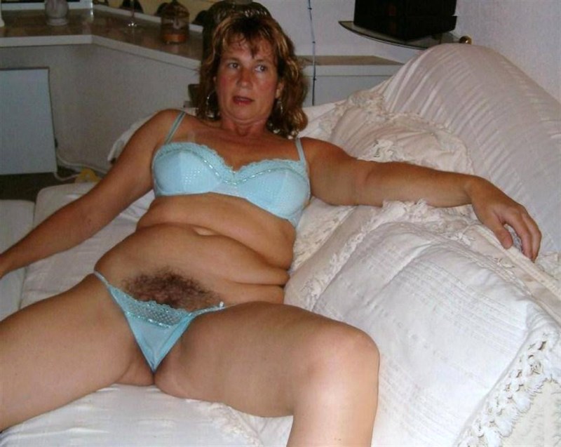 Under the skirt of mature turfs