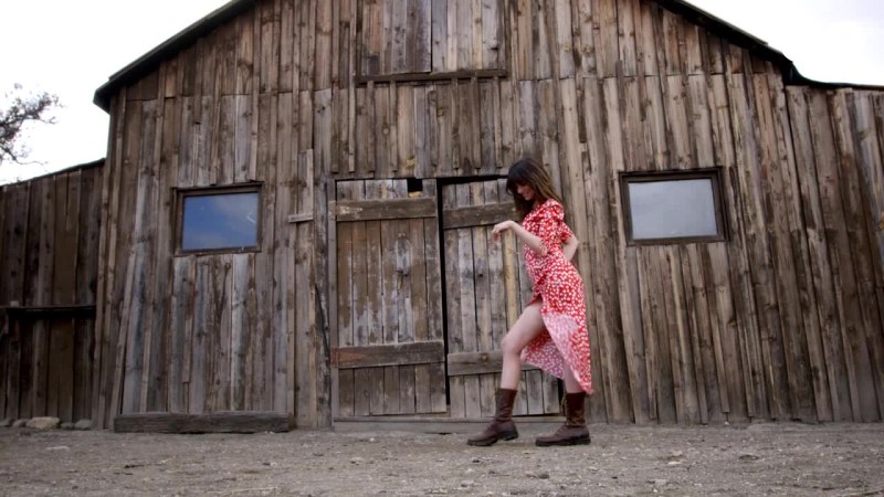 ANA de Armas Dancing