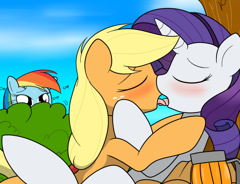 MLP lesbian kiss