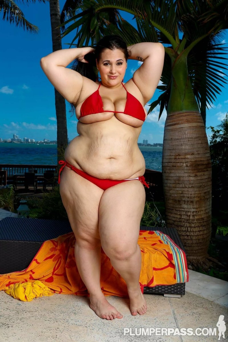 Adult women with thick legs