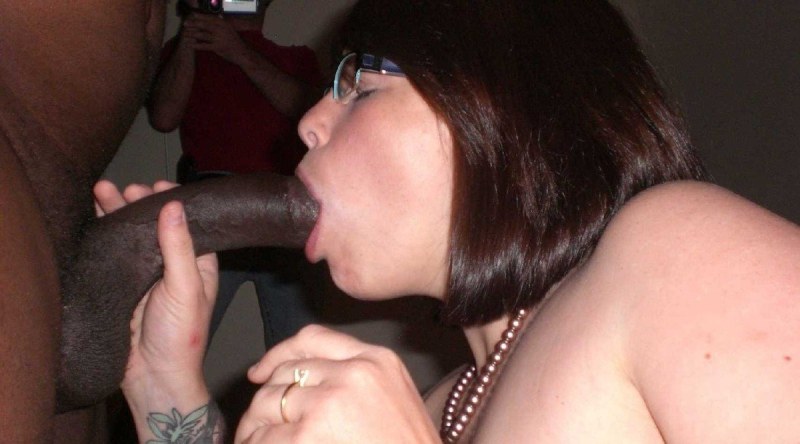 Kisses a wife after a blowjob