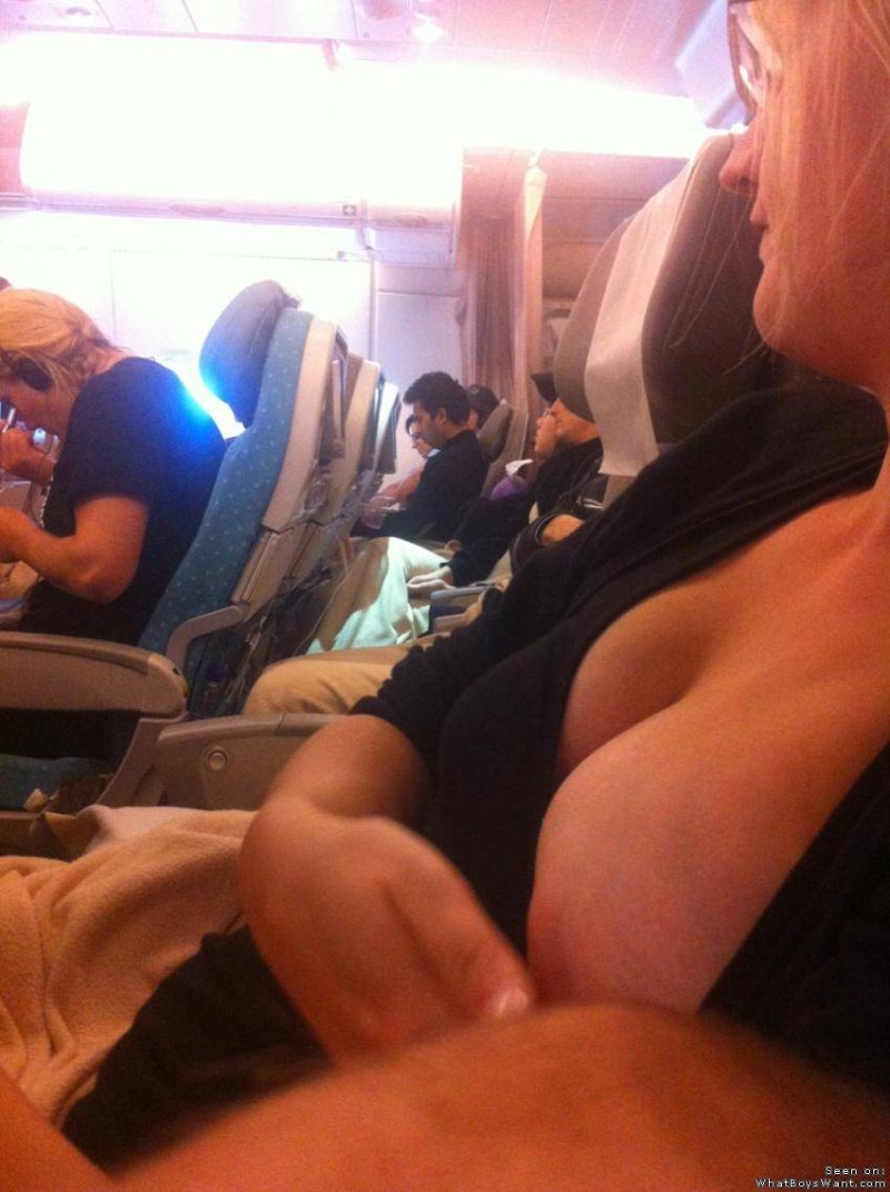 Girls without panties on an airplane