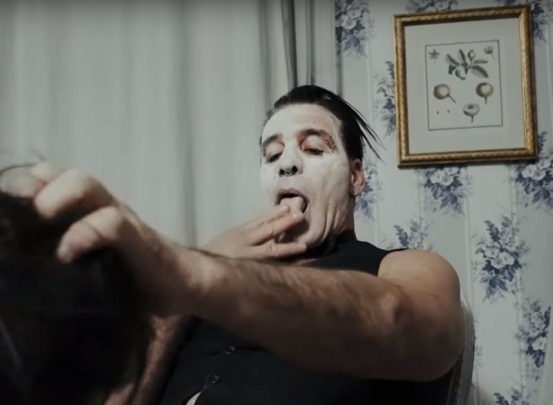 Aletta Ocean before surgery