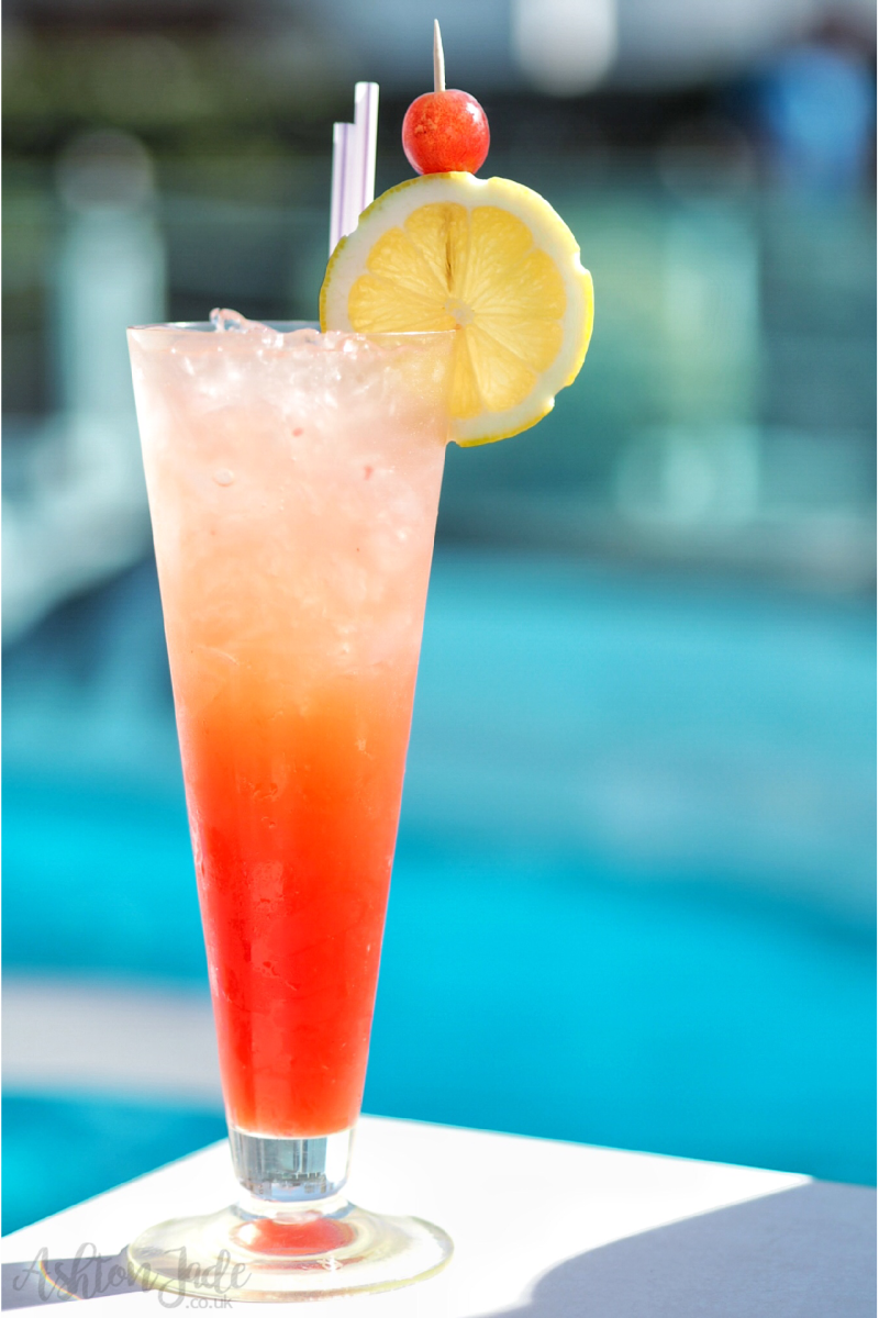 Tac amateurs Bikini on the Beach