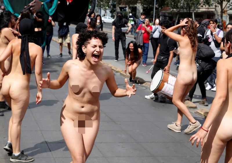 Naked women in public fuck